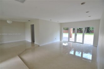 10820 SW 126th St, Unit 10820 in Miami, FL - Building Photo - Building Photo