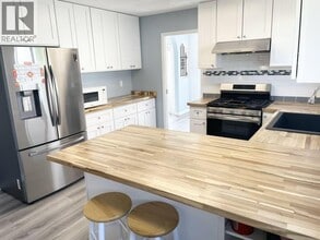 8311 Demorest Pl in Richmond, BC - Building Photo - Building Photo
