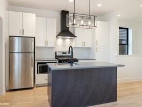 1244 W Huron St in Chicago, IL - Building Photo - Building Photo