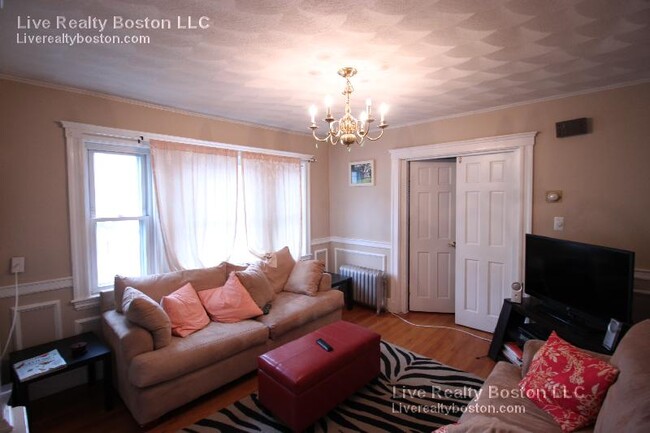 97 Oakland St, Unit 2 in Boston, MA - Building Photo - Building Photo