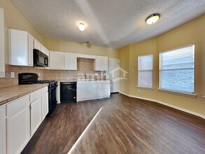 2101 Flamingo Dr in Flower Mound, TX - Building Photo - Building Photo