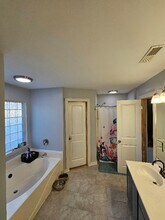 2104 Razorback Ln in Charleston, SC - Foto de edificio - Building Photo