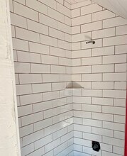 20 Leigh St, Unit D in Clinton Township, NJ - Building Photo - Building Photo