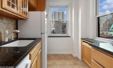 200 E 84th St in New York, NY - Building Photo - Building Photo