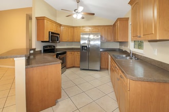 3265 W Price Blvd in North Port, FL - Foto de edificio - Building Photo