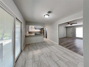 1435 Whispering Trail in Dallas, TX - Building Photo - Building Photo