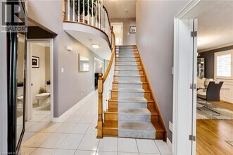 12 Highbury Dr in Hamilton, ON - Building Photo - Building Photo