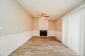 450 Meadows Blvd in Pickerington, OH - Building Photo - Building Photo