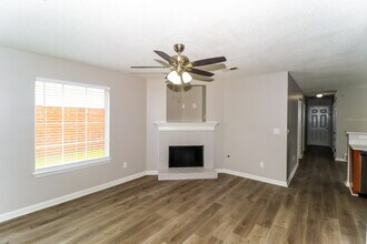 1497 Pemberton Ln in Cordova, TN - Building Photo - Building Photo