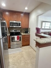 14 Westbury E in Deerfield Beach, FL - Foto de edificio - Building Photo