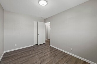 3892 Brittany Cir in Bridgeton, MO - Building Photo - Building Photo