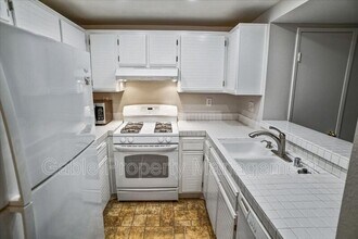 24101 Del Monte Dr. in Santa Clarita, CA - Building Photo - Building Photo