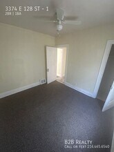 3374 E 128th St-Unit -1 in Cleveland, OH - Foto de edificio - Building Photo