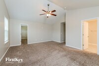 107 Sawyer Ln photo'