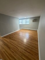 2428 St Georges Ave, Unit 4A in Rahway, NJ - Building Photo