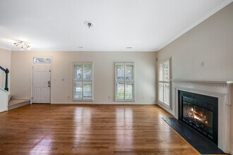 1011 Willow Ridge Dr in Knightdale, NC - Building Photo - Building Photo