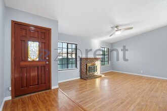 44119 Kirkland Ave in Lancaster, CA - Building Photo - Building Photo