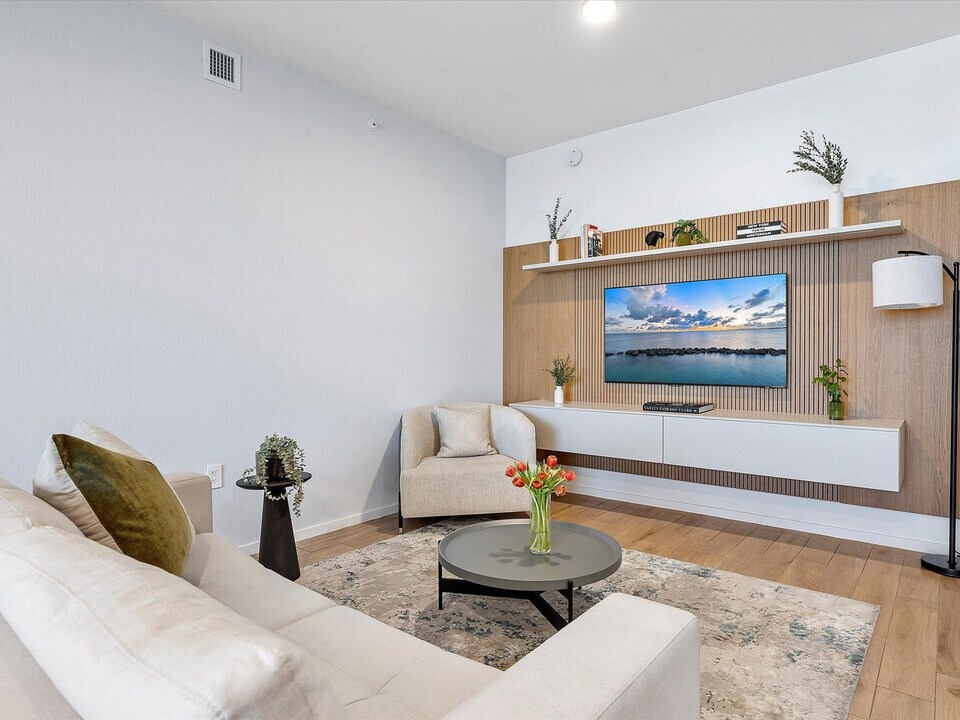 398 NE 5th St in Miami, FL - Building Photo