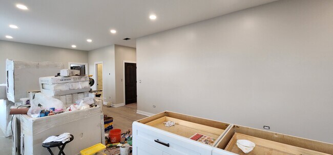 2552 S Central Park Ave, Unit 2R in Chicago, IL - Building Photo - Building Photo