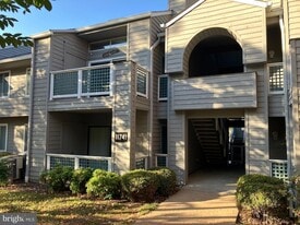 11741 Summerchase Cir, Unit A in Reston, VA - Building Photo