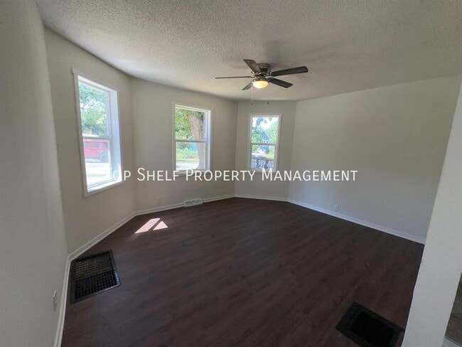 1529 11th St in Des Moines, IA - Building Photo - Building Photo