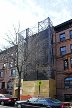 108 W 76th St in New York, NY - Building Photo - Building Photo