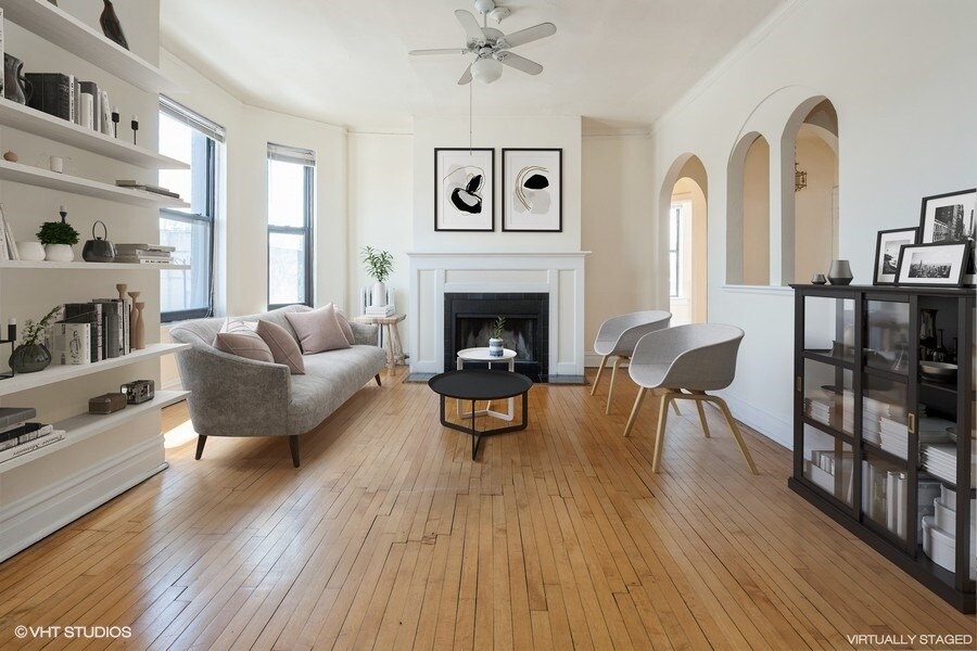 1200 W Addison St, Unit 3E in Chicago, IL - Building Photo