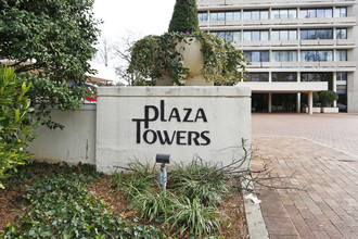 Plaza Towers in Atlanta, GA - Building Photo - Building Photo