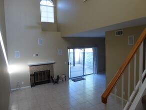 22810 Banyan Pl in Santa Clarita, CA - Building Photo - Building Photo