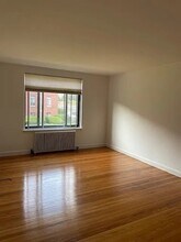 8 Ashland St in Worcester, MA - Building Photo - Building Photo