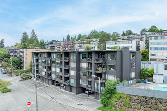 Eldorado II in Seattle, WA - Building Photo - Building Photo