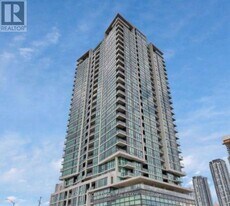 3985 Grand Park Dr in Mississauga, ON - Building Photo