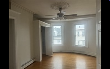 722 Saratoga St, Unit #3 in Boston, MA - Foto de edificio - Building Photo