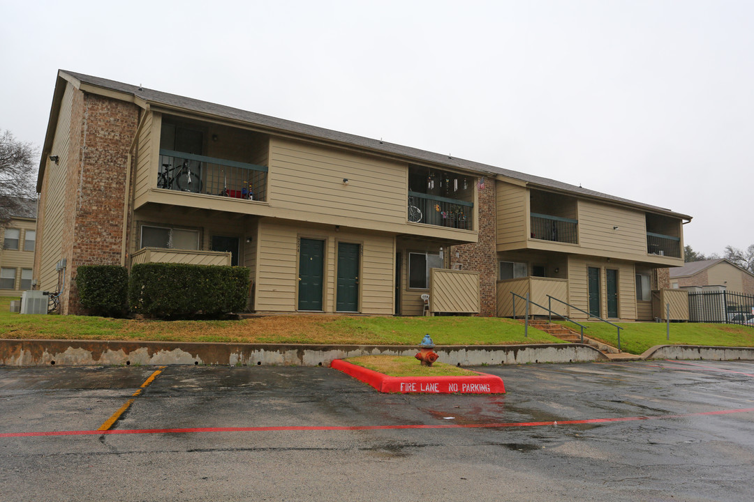 Main Street Square in Round Rock, TX - Building Photo