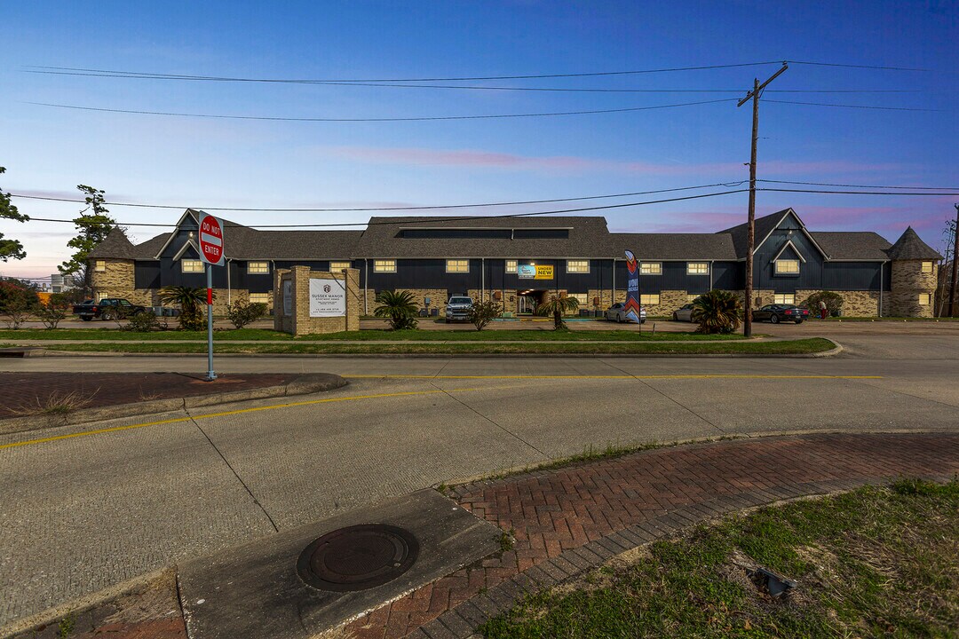 Sussex Manor Apartments Photo