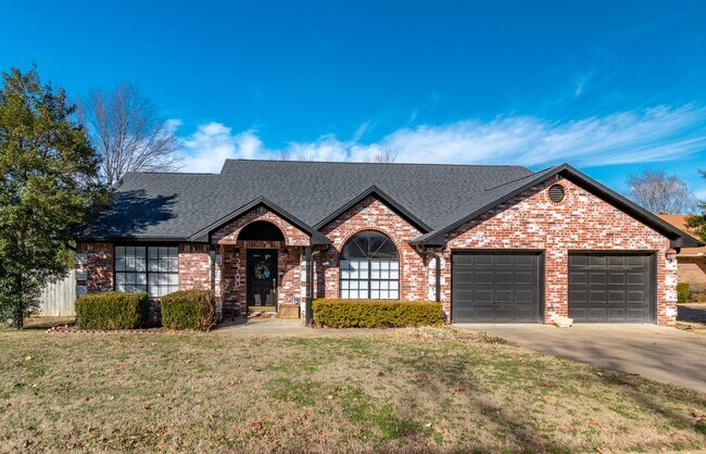 2780 E Hardy Ln in Fayetteville, AR - Building Photo - Building Photo