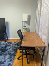 3002 Kenyon Ave in Baltimore, MD - Foto de edificio - Building Photo