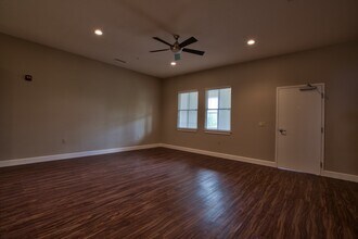 1525 W Tennessee St in Tallahassee, FL - Building Photo - Building Photo