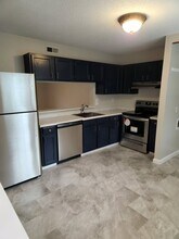 7732 Crown Crest Ct in Raleigh, NC - Building Photo - Building Photo