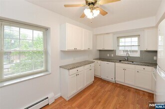 20-30-30 Ridge Rd in Ridgewood, NJ - Building Photo - Building Photo