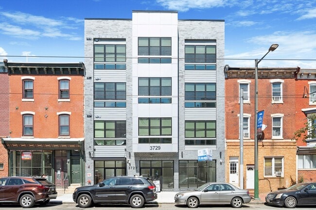 3729 Lancaster Ave in Philadelphia, PA - Foto de edificio - Building Photo