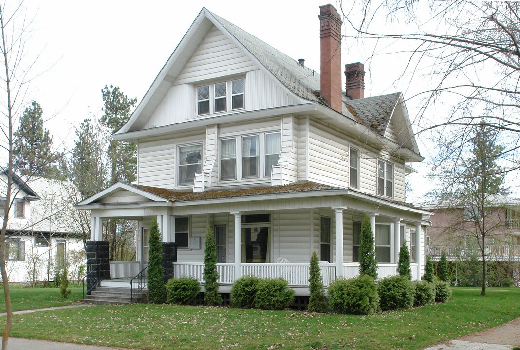 2029 W 2nd Ave in Spokane, WA - Foto de edificio