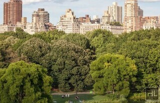 WEST 58 STREET, Unit 10B in New York, NY - Building Photo