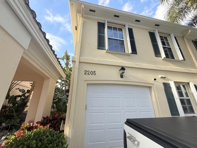2205 Telogia Ct in West Palm Beach, FL - Building Photo - Building Photo