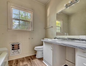 511 Woodlawn St in Henderson, TX - Building Photo - Building Photo