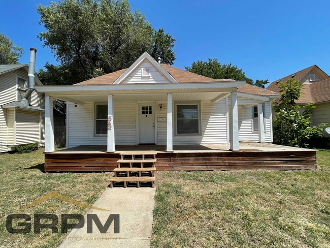 property at 542 E 3rd Ave