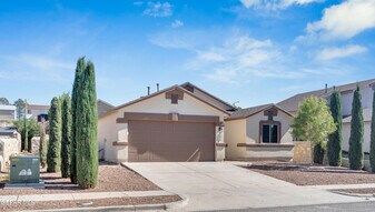 803 Luisa St in Anthony, TX - Building Photo