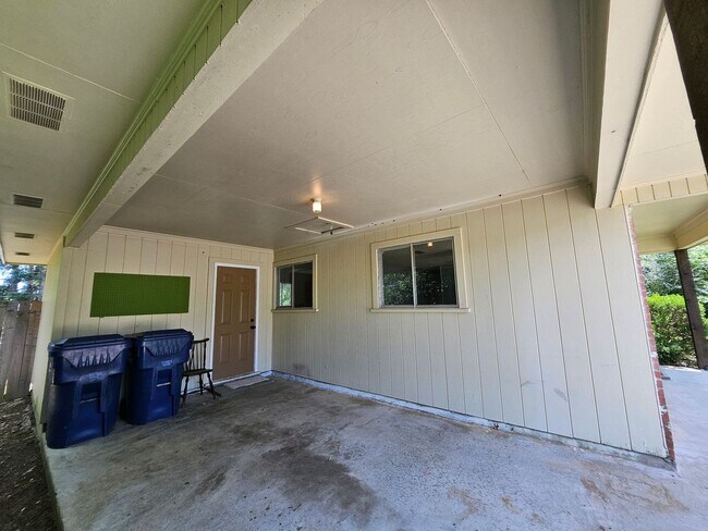 404 Magnolia St in New Llano, LA - Building Photo - Building Photo