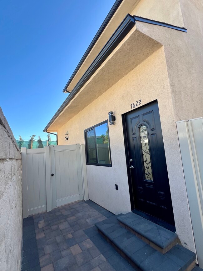 property at 7622 Arcola Ave