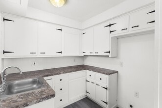 368 Erskine Ave in Youngstown, OH - Building Photo - Building Photo